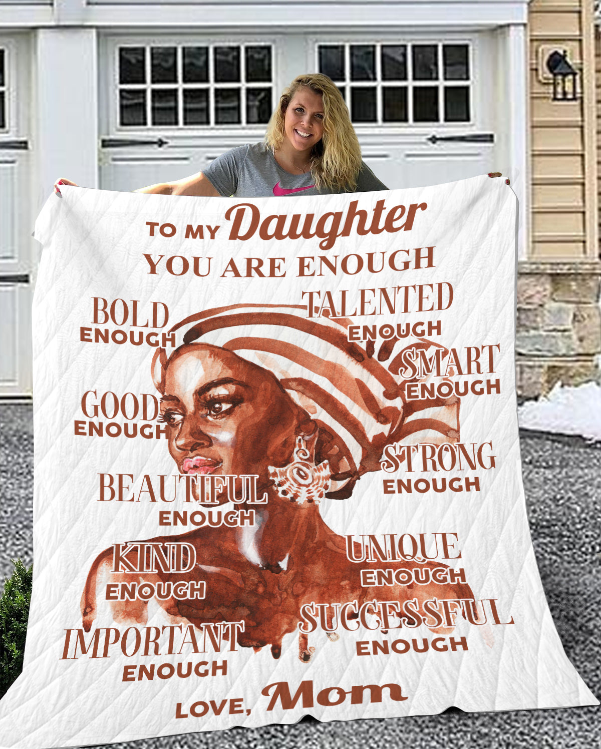 Mom to 2025 daughter fleece blanket